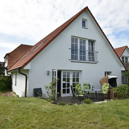 Tasteful In Near The Sea Apartment Poel